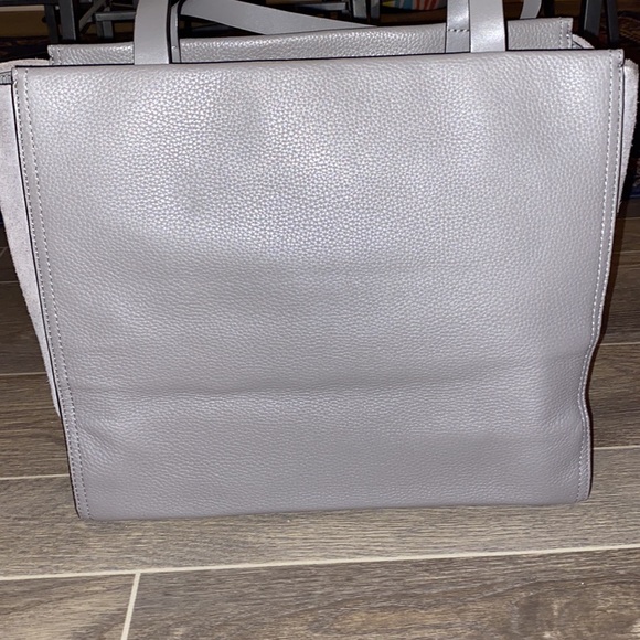 Kate Spade New York Tote - Picture 3 of 10